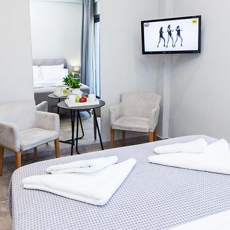 A Spacious Brand New Studio Ideal For 2 A Apartment Athens Exterior photo